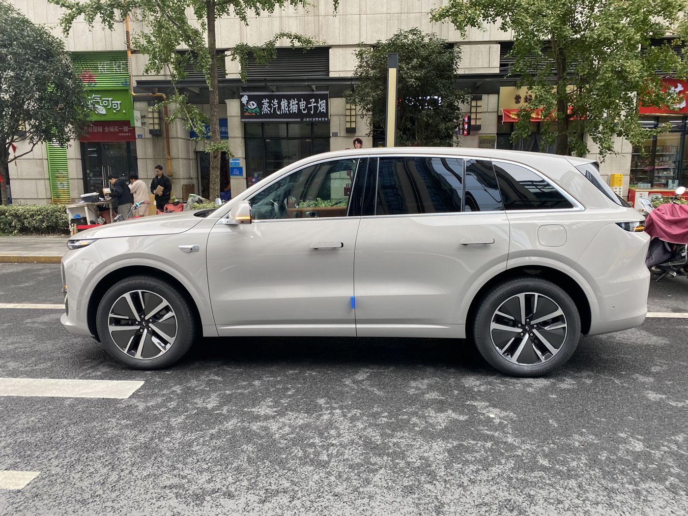 龙8国际ONE口碑_龙8国际汽车